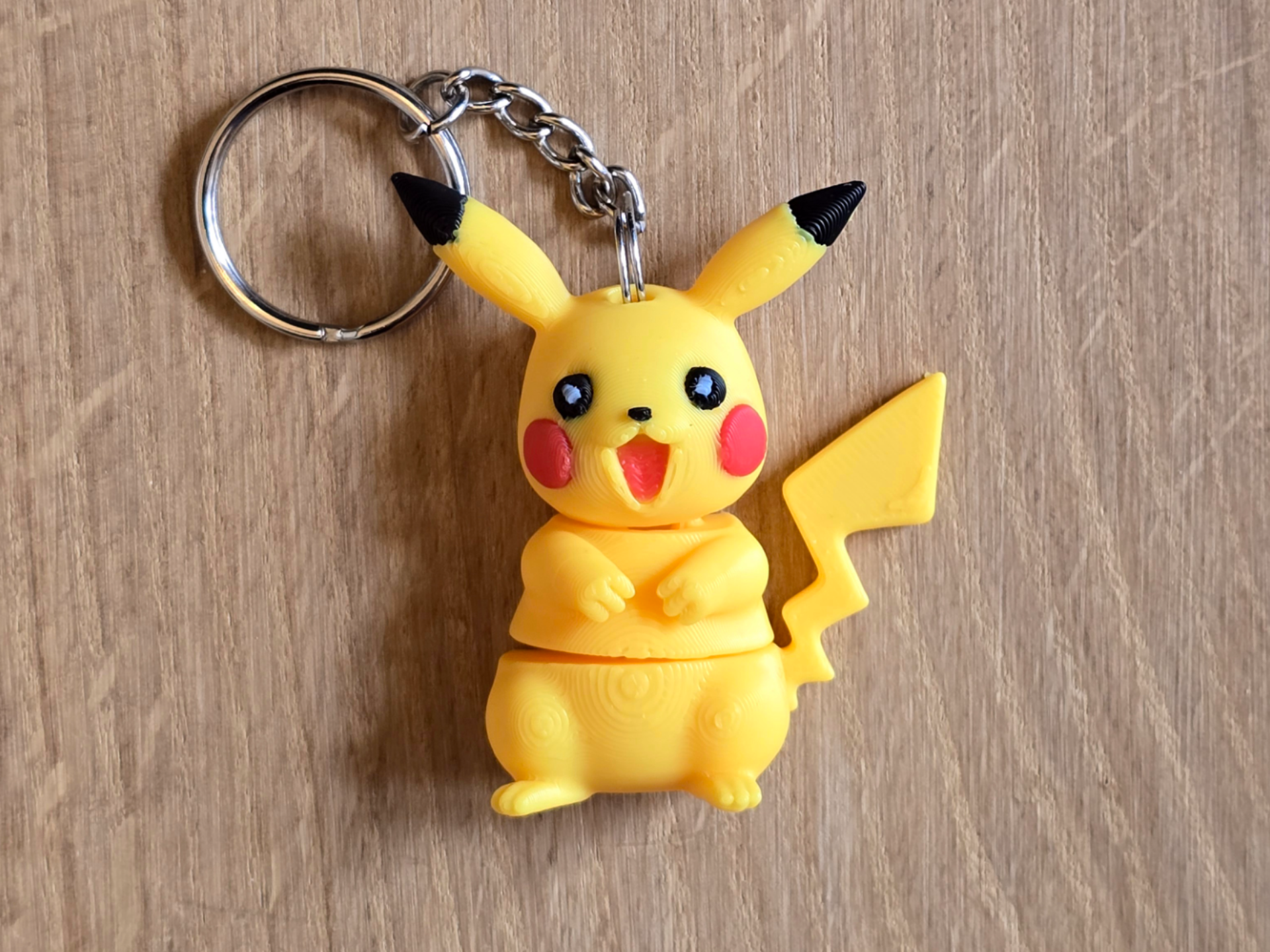 Pikachu articulado y flexible