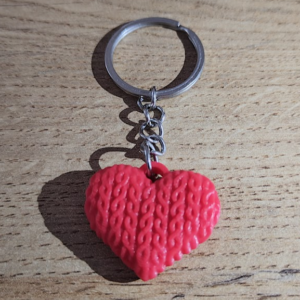 Llavero corazón tejido