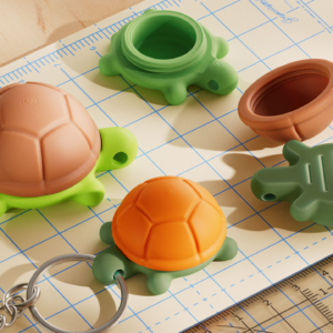 Llavero contenedor con forma de tortuga